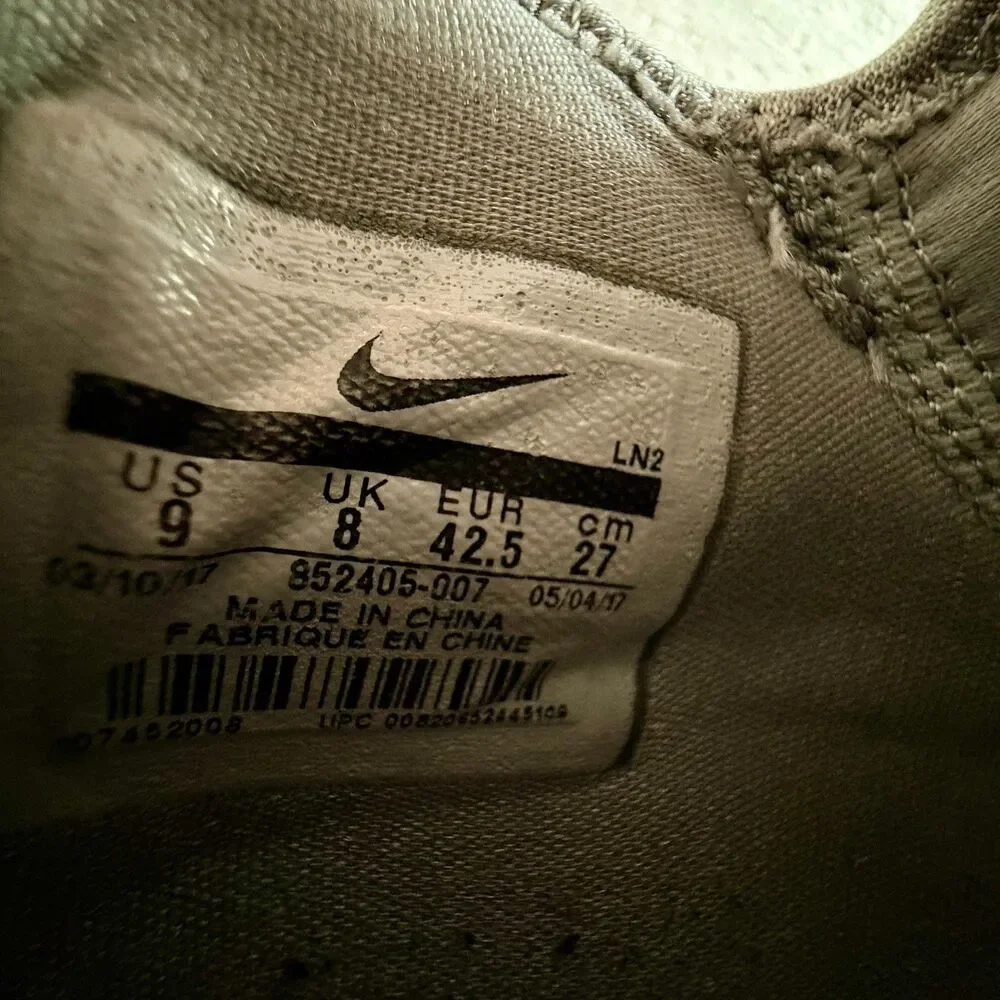 Size 9 - Nike Lebron XIV 14 Men Silver White Reflective Grey James 852405-007 C4